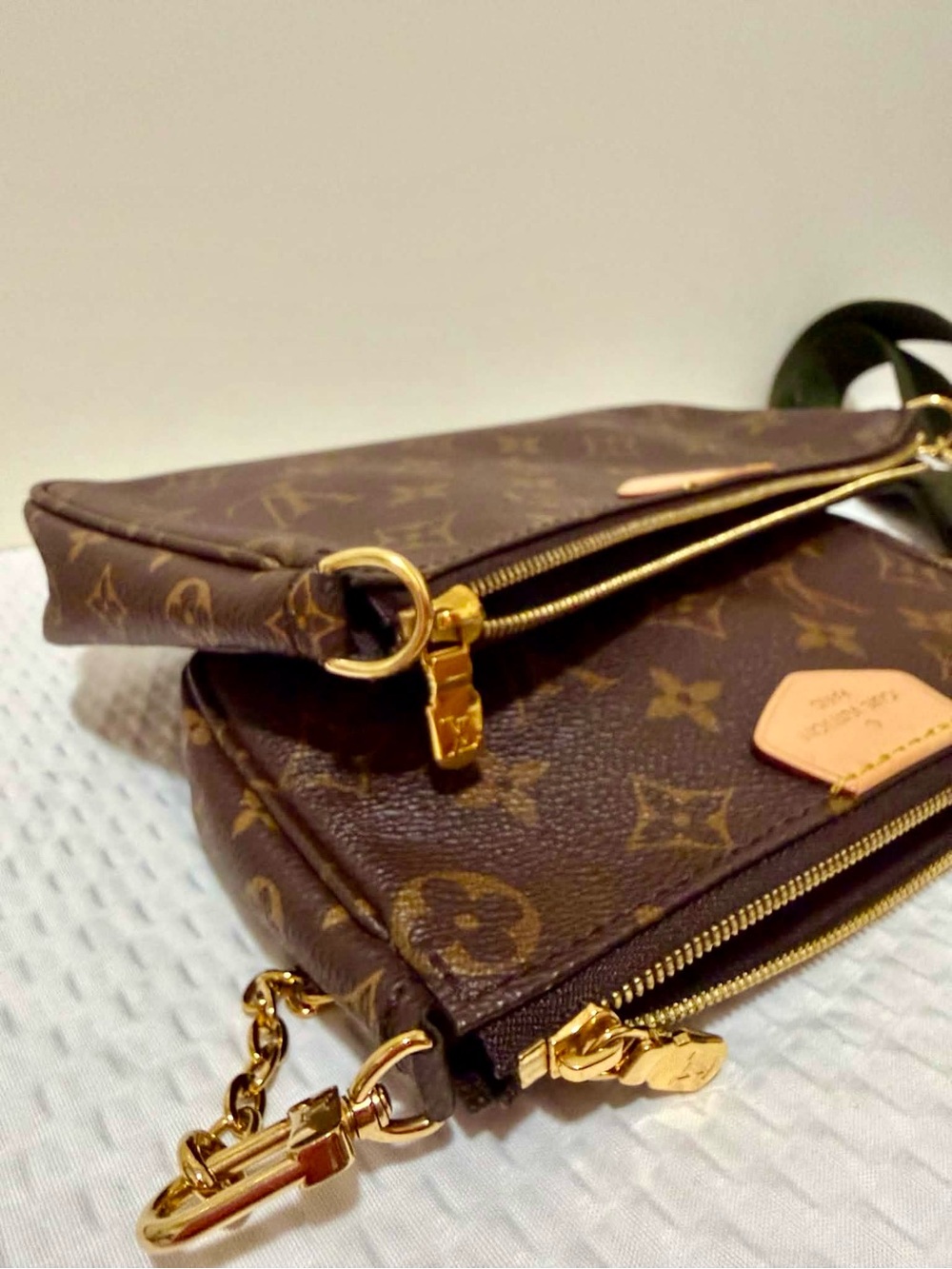 Louis Vuitton Brown Monogram Multi-Pouch Crossbody with Olive Green Strap - Picture 2 of 5